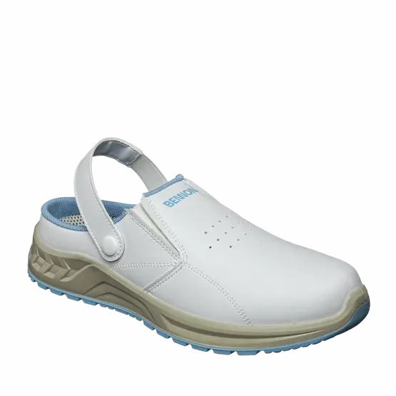 0676010410_WHITE_OB_Slipper_03
